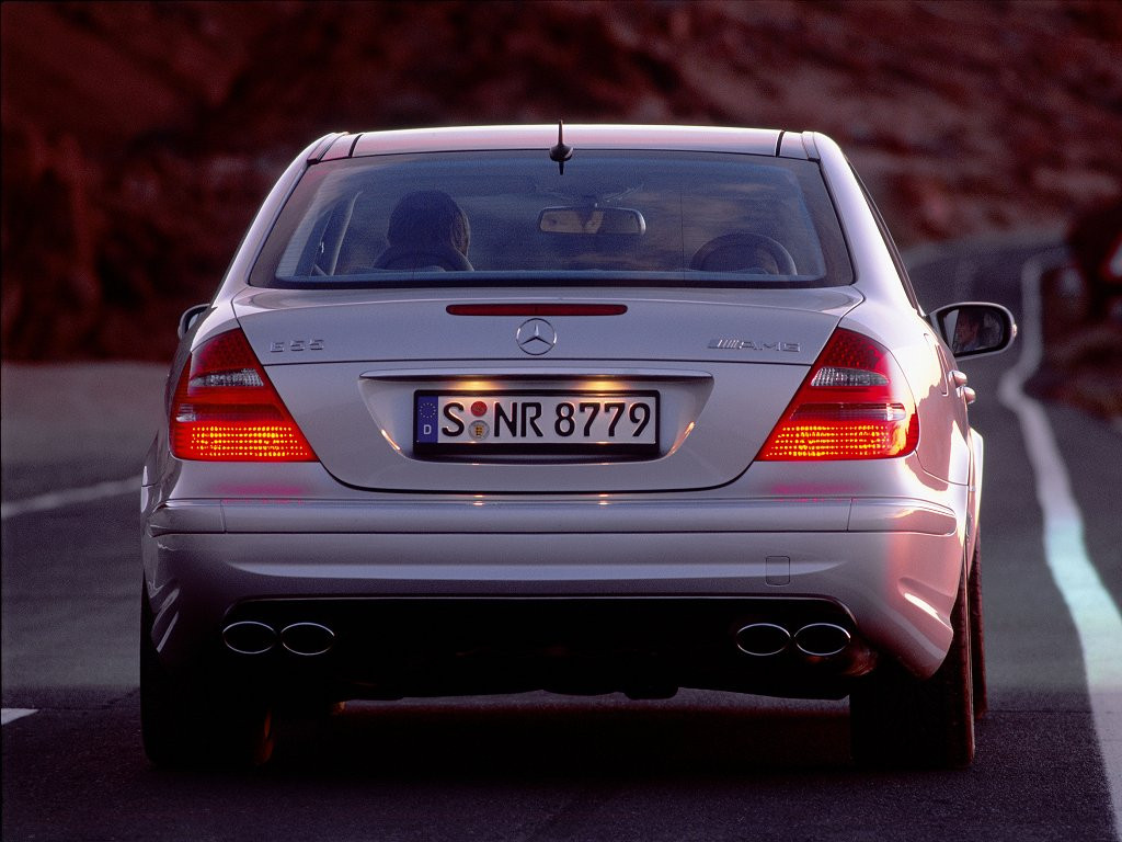 Mercedes-Benz E-Class AMG фото 1027