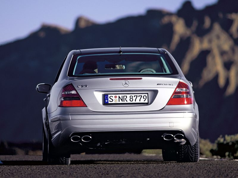 Mercedes-Benz E-Class AMG фото 14578