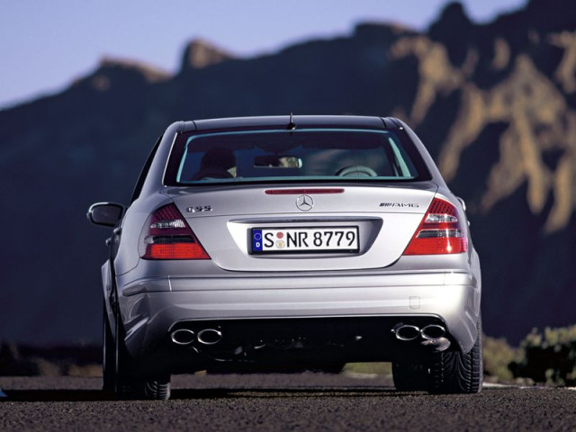 Mercedes-Benz E-Class AMG фото