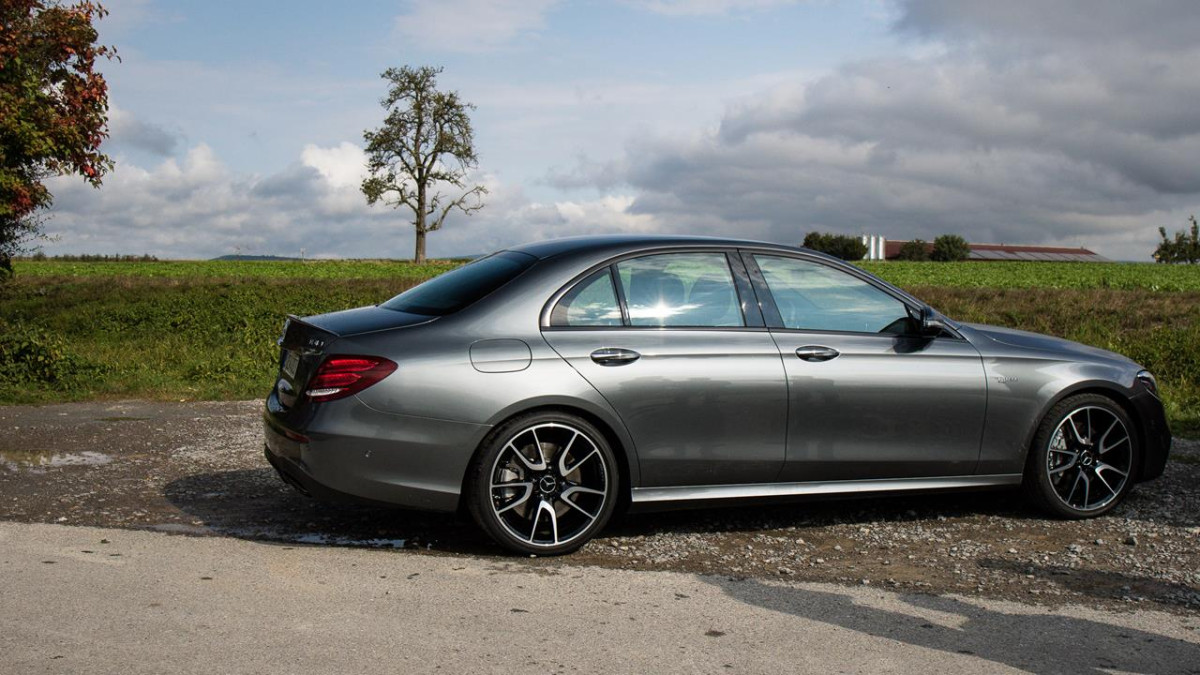 Mercedes-Benz E-Class AMG фото 176122