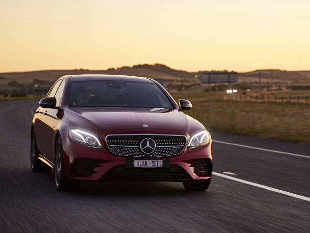 Mercedes-Benz E-Class AMG фото