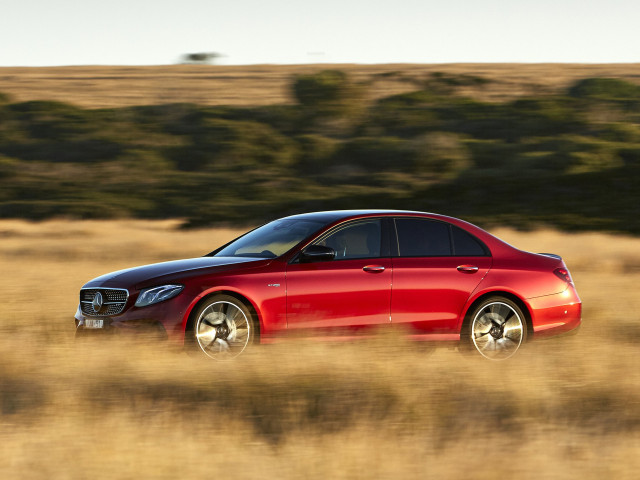 Mercedes-Benz E-Class AMG фото