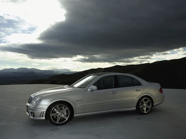 Mercedes-Benz E-Class AMG фото