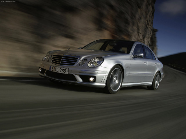 Mercedes-Benz E-Class AMG фото