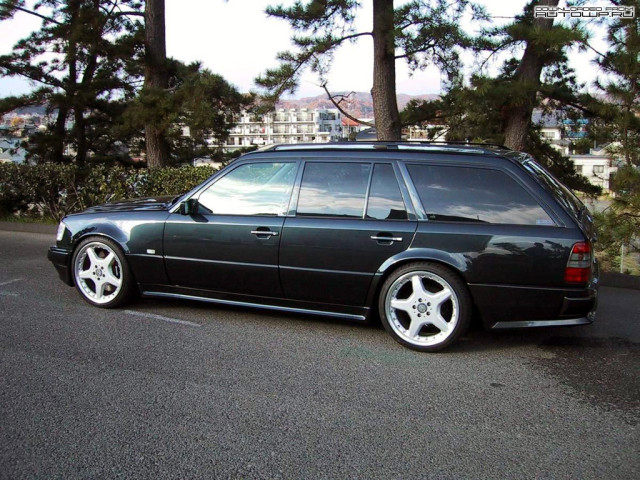 Mercedes-Benz E-Class AMG фото