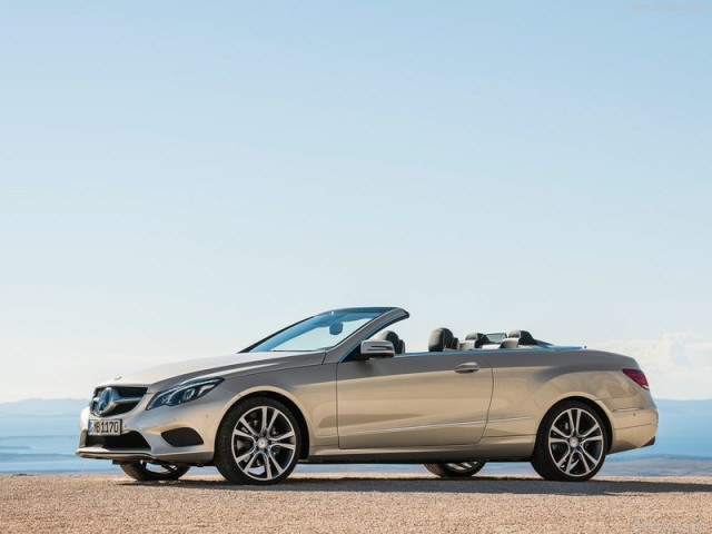 Mercedes-Benz E-Class Cabriolet фото