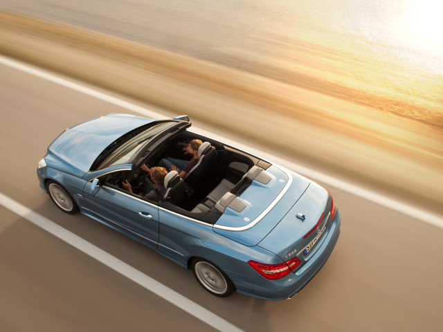 Mercedes-Benz E-Class Cabriolet фото