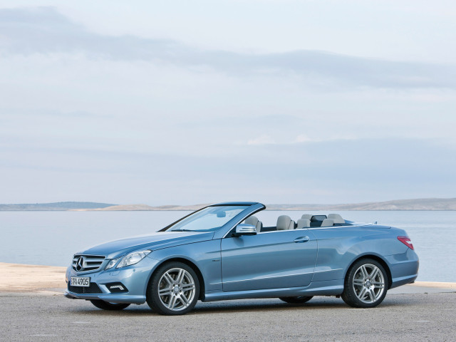 Mercedes-Benz E-Class Cabriolet фото