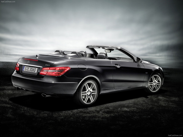 Mercedes-Benz E-Class Cabriolet фото