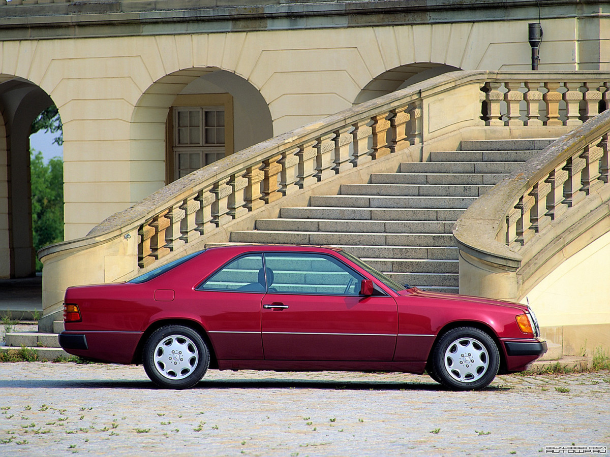 Mercedes-Benz E-Class Coupe C124 фото 79686