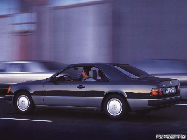 Mercedes-Benz E-Class Coupe C124 фото