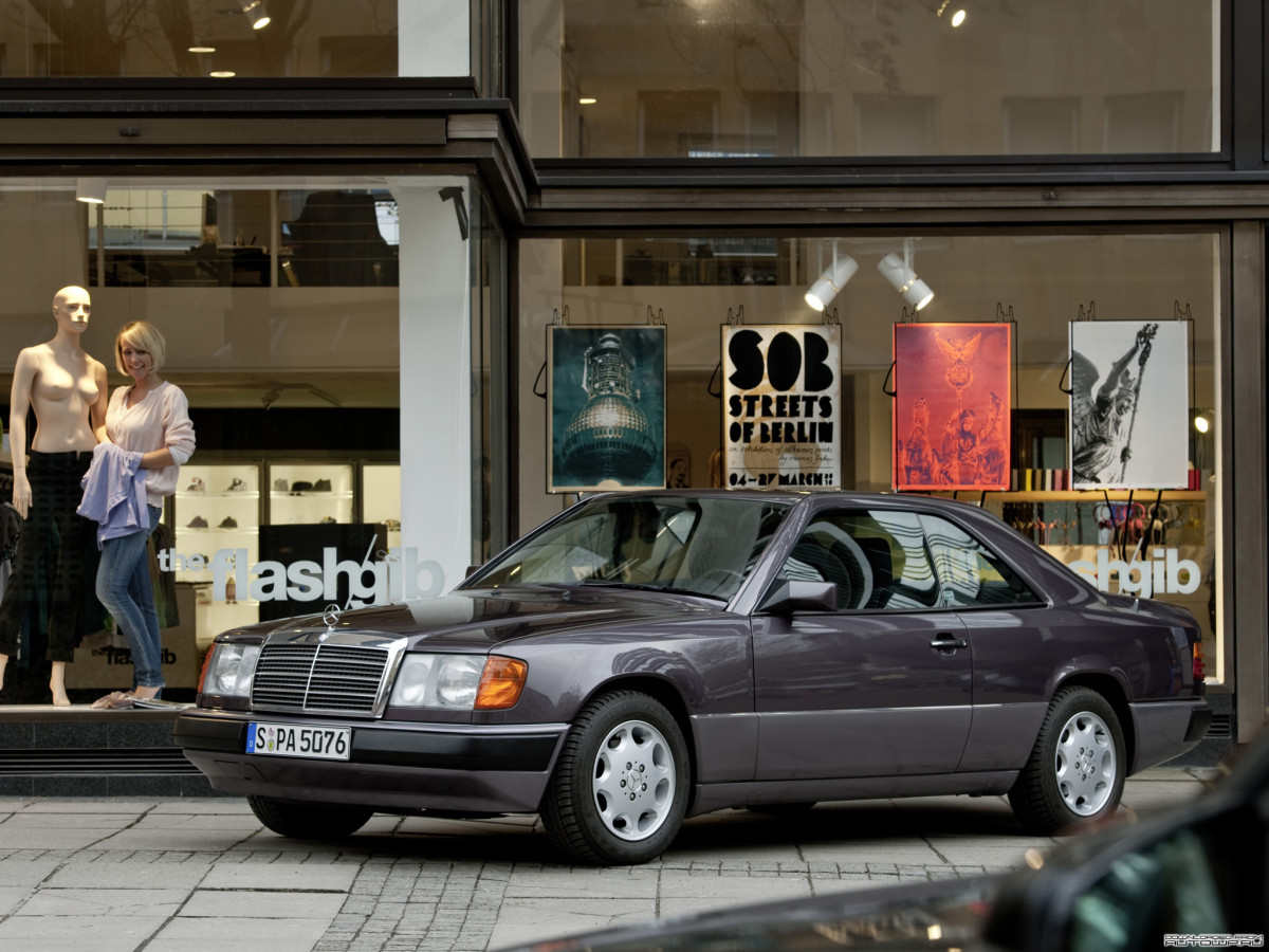 Mercedes-Benz E-Class Coupe C124 фото 79697