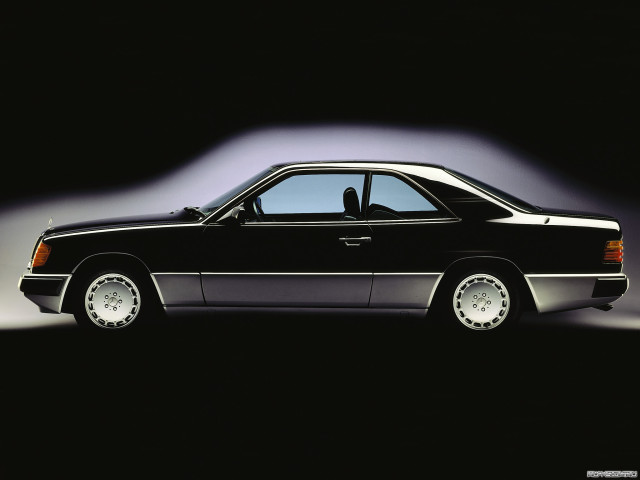 Mercedes-Benz E-Class Coupe C124 фото