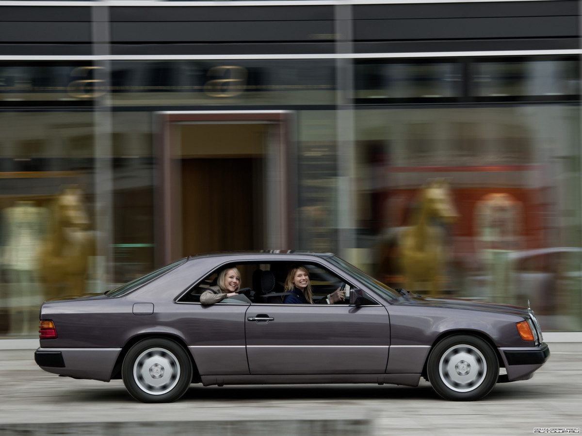 Mercedes-Benz E-Class Coupe C124 фото 79703