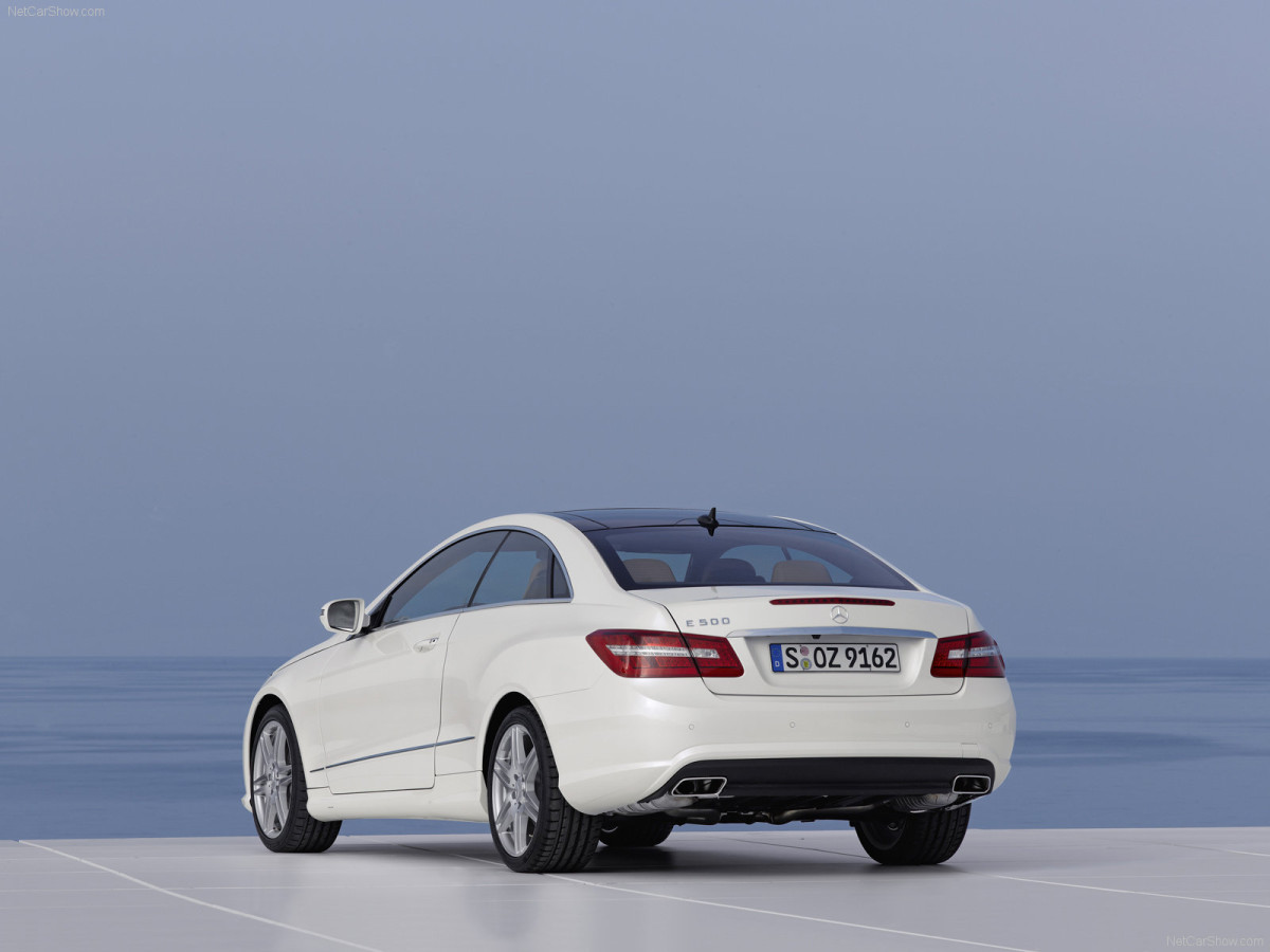 Mercedes-Benz E-Class Coupe фото 63666