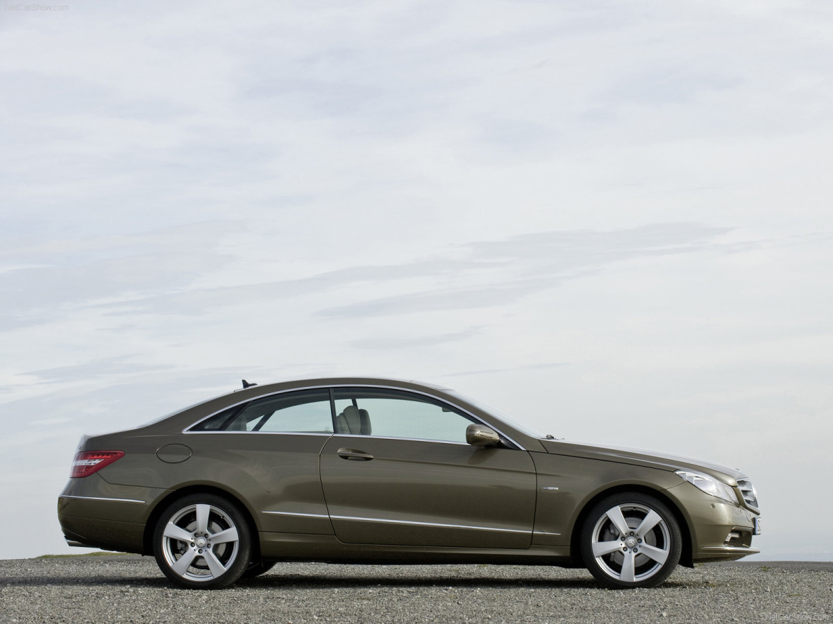 Mercedes-Benz E-Class Coupe фото 63668