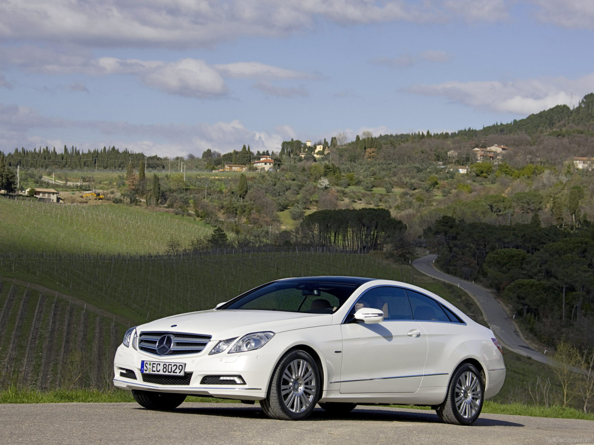 Mercedes-Benz E-Class Coupe фото 65869