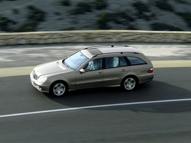 Mercedes-Benz E-Class Estate S211 фото