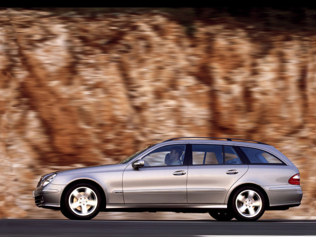 Mercedes-Benz E-Class Estate S211 фото