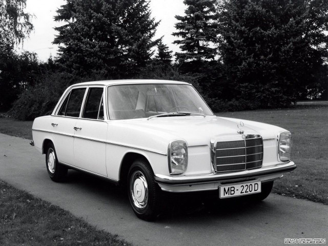 Mercedes-Benz E-Class W114 W115 фото