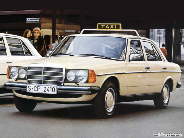 Mercedes-Benz E-Class W123 фото