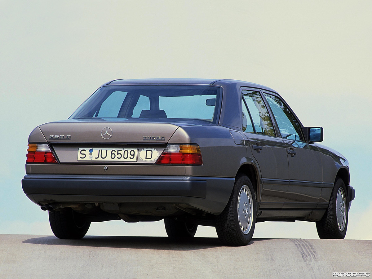 Mercedes-Benz E-Class W124 фото 79657