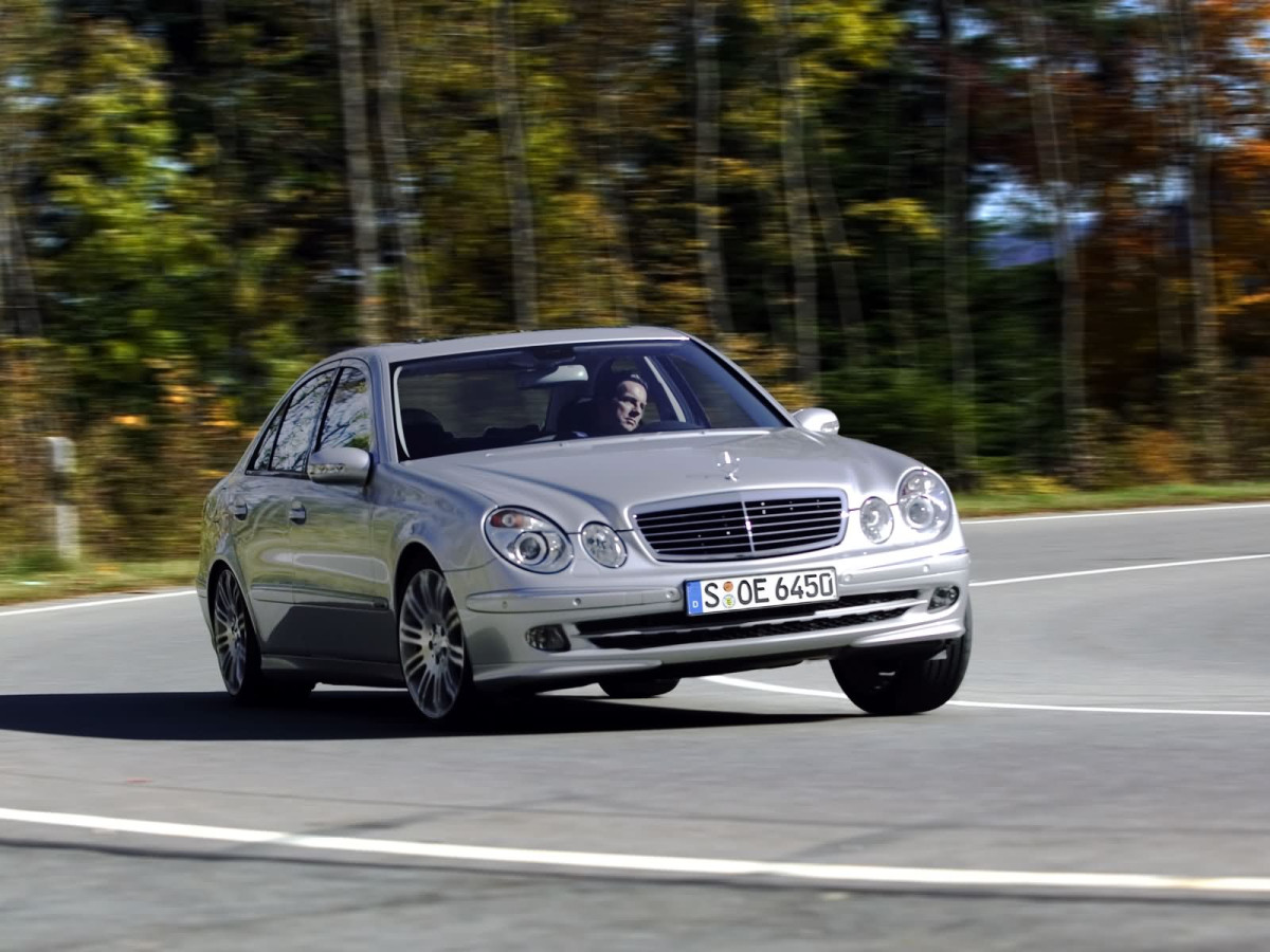 Mercedes-Benz E-Class W211 фото 17104