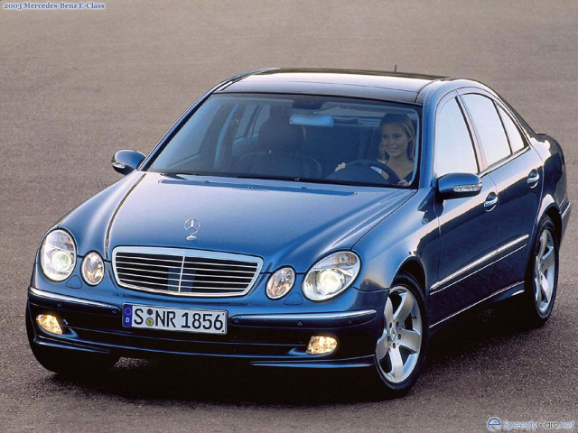 Mercedes-Benz E-Class W211 фото