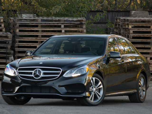 Mercedes-Benz E-Class W212 фото