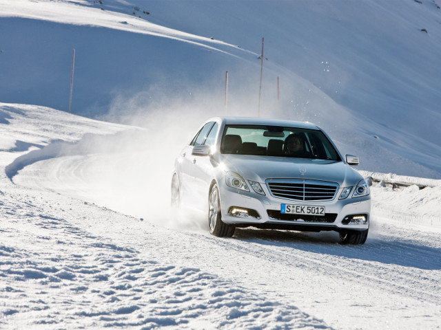 Mercedes-Benz E-Class W212 фото