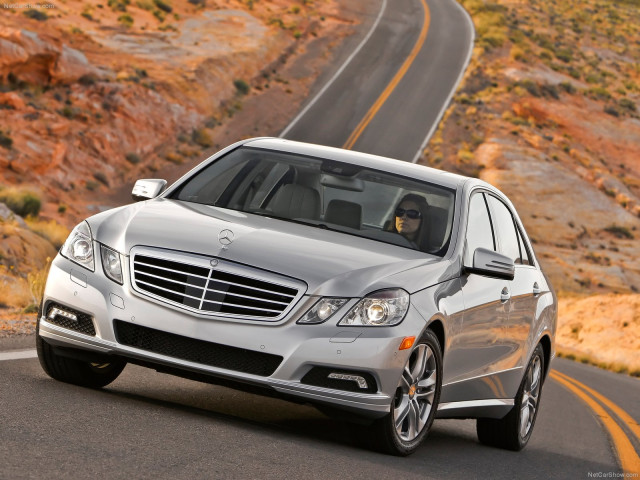Mercedes-Benz E-Class W212 фото