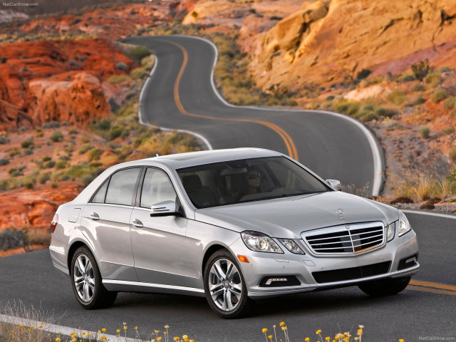 Mercedes-Benz E-Class W212 фото