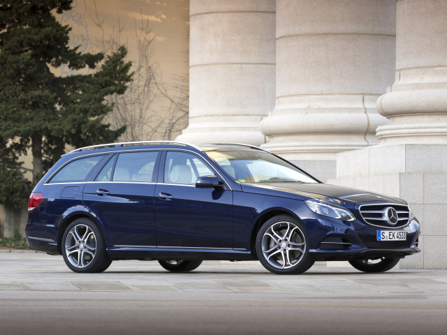 Mercedes-Benz E-Class фото