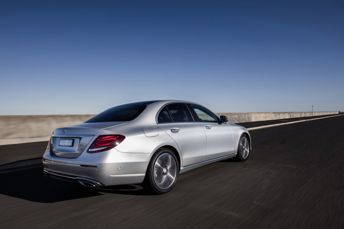 Mercedes-Benz E-Class фото 173600