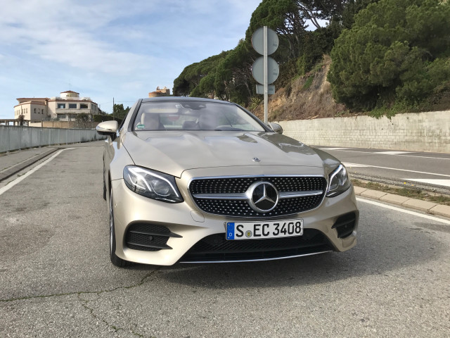 Mercedes-Benz E-Class фото