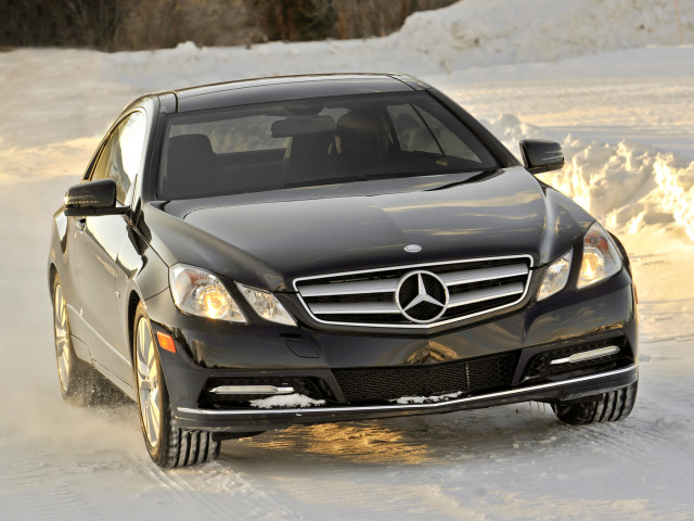 Mercedes-Benz E-Class фото