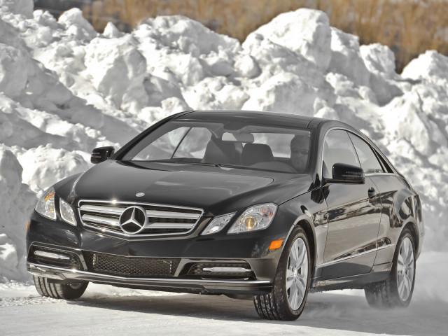 Mercedes-Benz E-Class фото