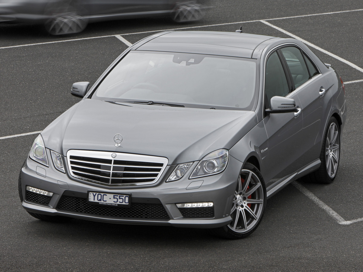 Mercedes-Benz E63 AMG фото 100098