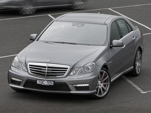 Mercedes-Benz E63 AMG фото