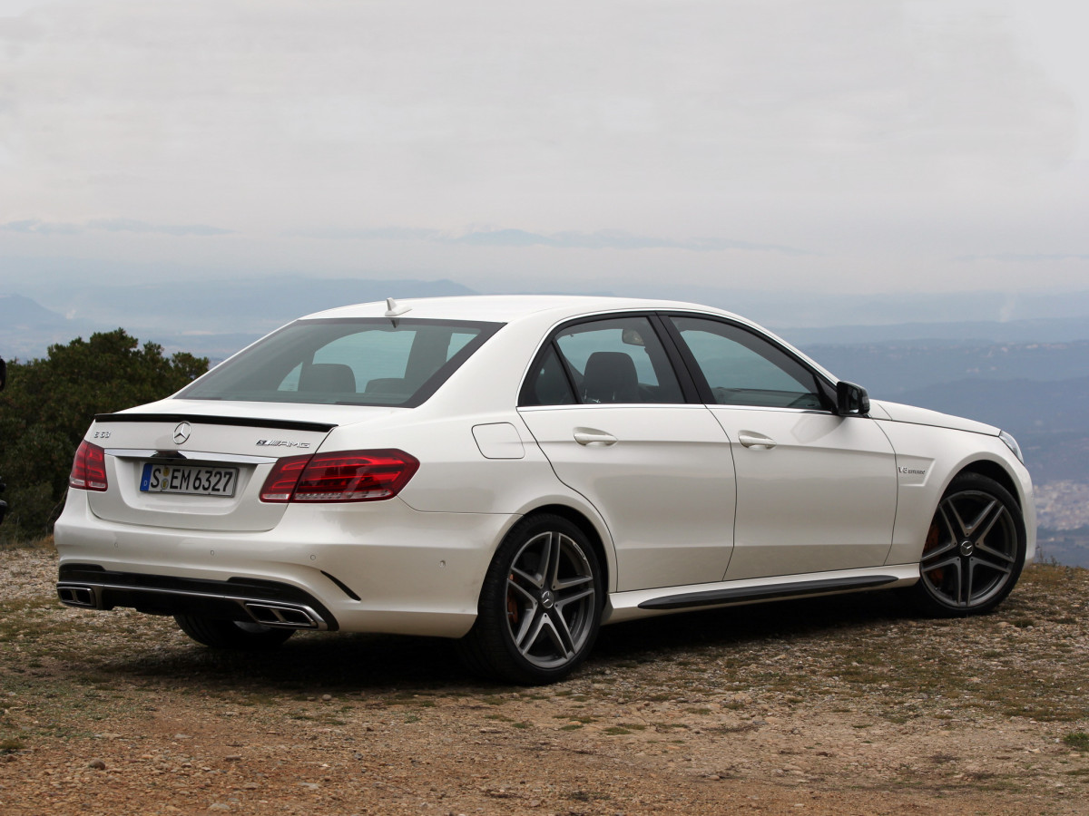 Mercedes-Benz E63 AMG фото 103786