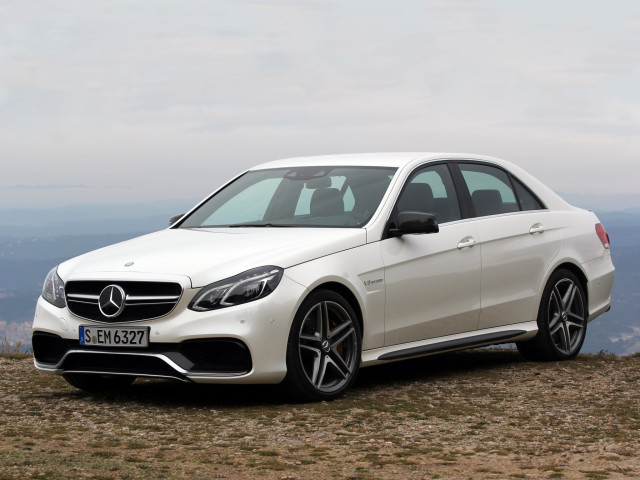 Mercedes-Benz E63 AMG фото