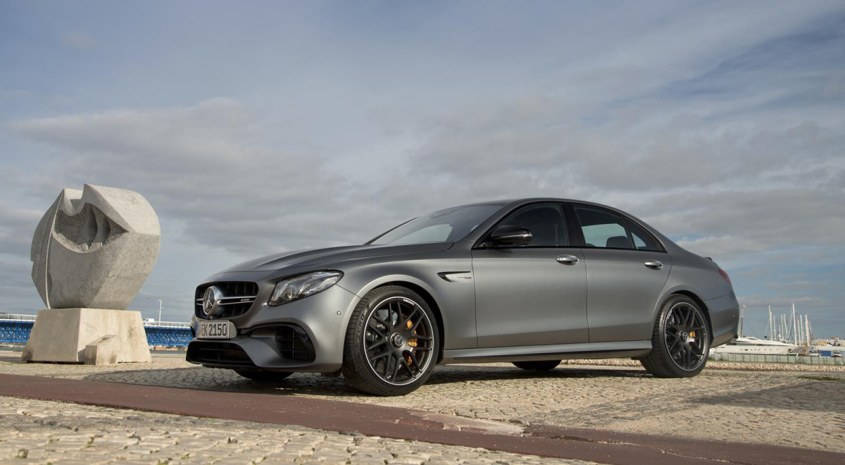 Mercedes-Benz E63 AMG фото 178123