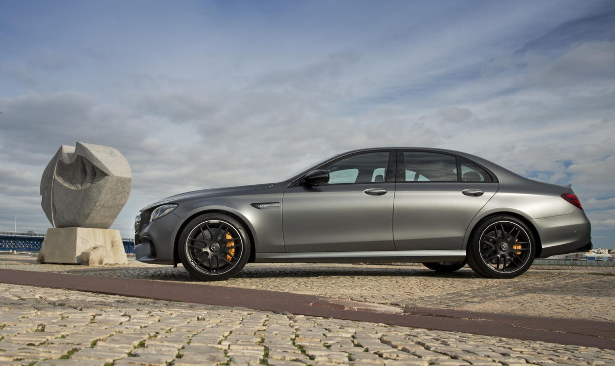 Mercedes-Benz E63 AMG фото 178124