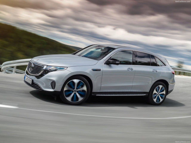 Mercedes-Benz EQC фото