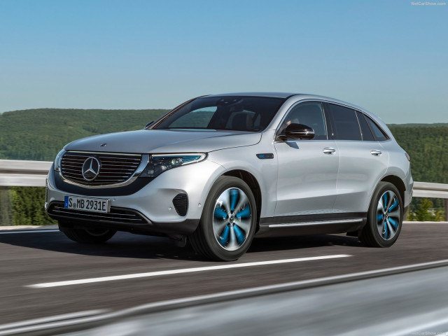 Mercedes-Benz EQC фото