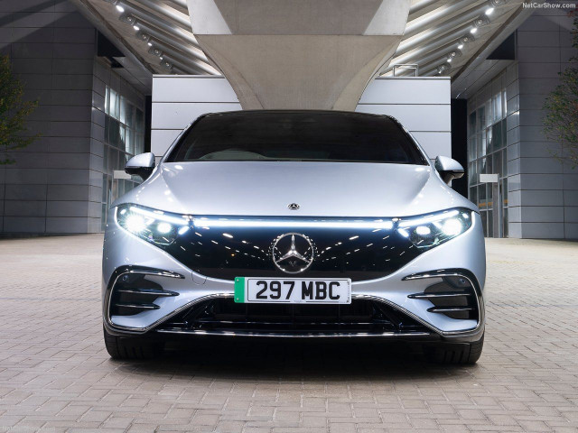 Mercedes-Benz EQS фото