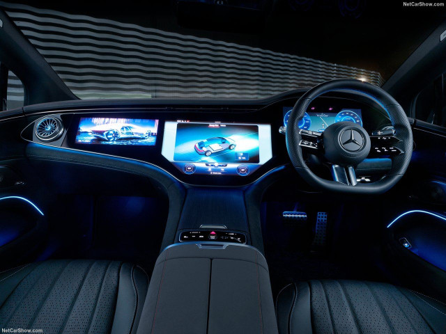 Mercedes-Benz EQS фото