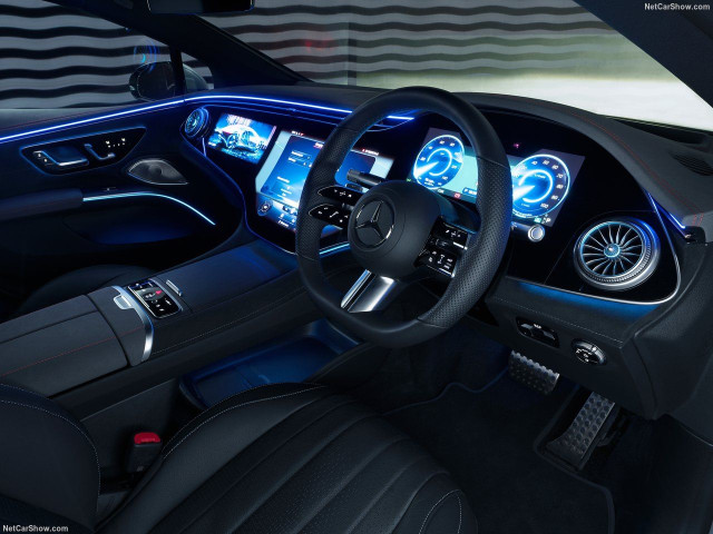 Mercedes-Benz EQS фото