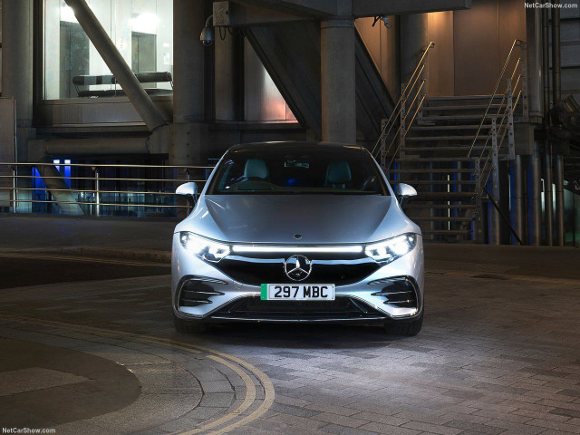 Mercedes-Benz EQS фото
