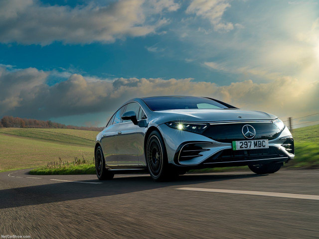 Mercedes-Benz EQS фото